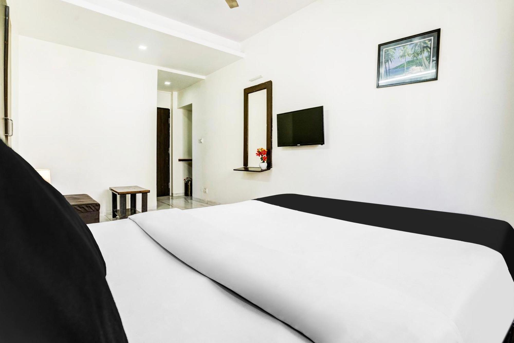 Super Hotel O Nashik Near Vijay Mamta Theatre Formerly Sahara Inn Exterior foto